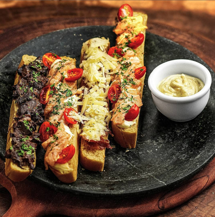 Empório e Restaurante Victória